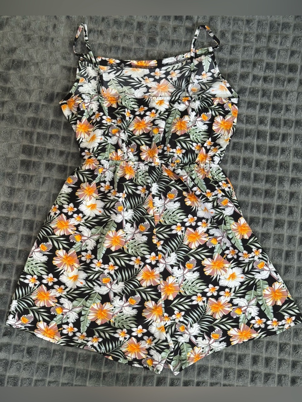 ❤️2/$20 Small Women’s Black Floral Tropical Hawaiian Romper Orange Vacation (B6) - Picture 3 of 3